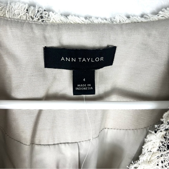 Ann Taylor Windowpane Tweed Blazer size 4 - Picture 9 of 11
